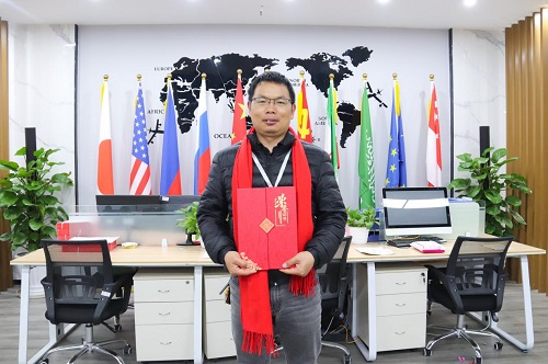 華邦瀛運(yùn)營(yíng)部總監(jiān)謝阿強(qiáng) 華邦瀛運(yùn)營(yíng)部總監(jiān)謝阿強(qiáng)