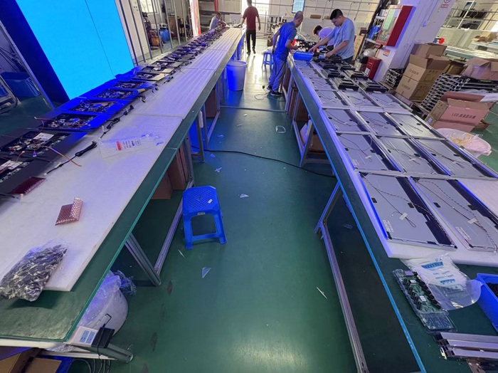 華邦瀛廣告機生產.jpg