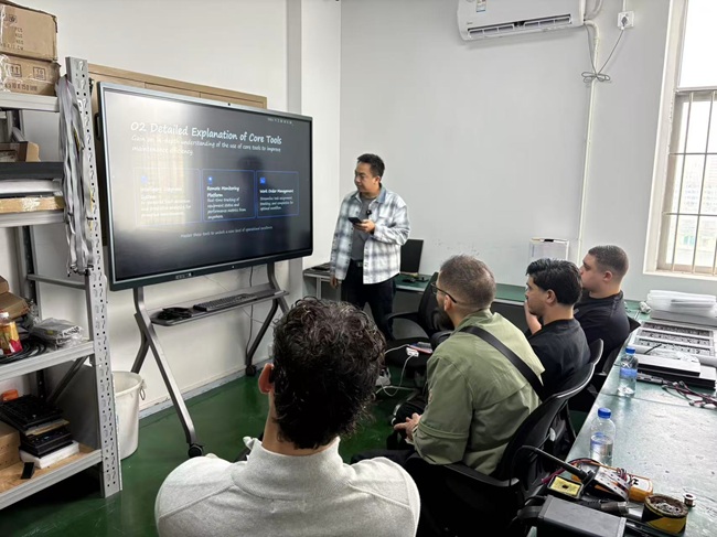 法國客戶組團到華邦瀛學習LED顯示屏維修的真實經歷